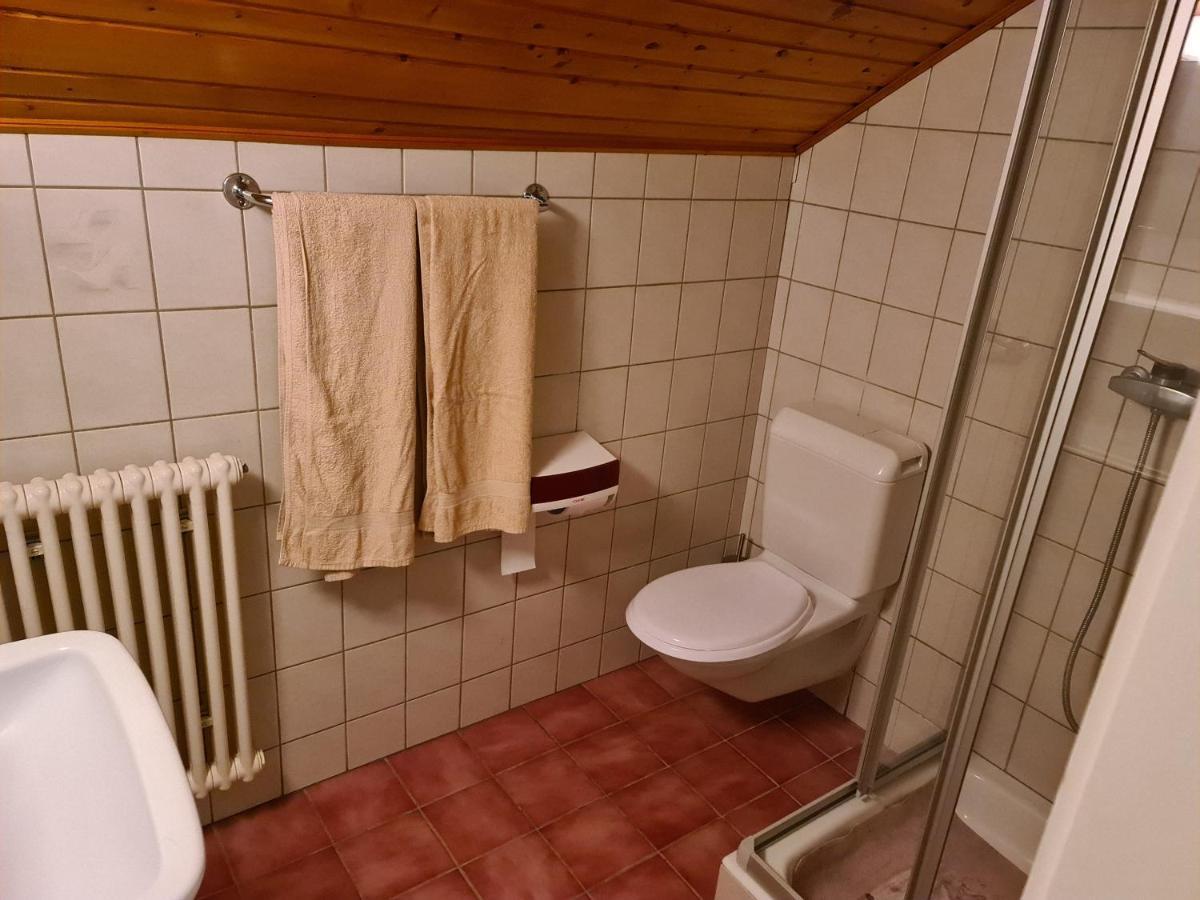 Auberge De Ballens Eksteriør billede