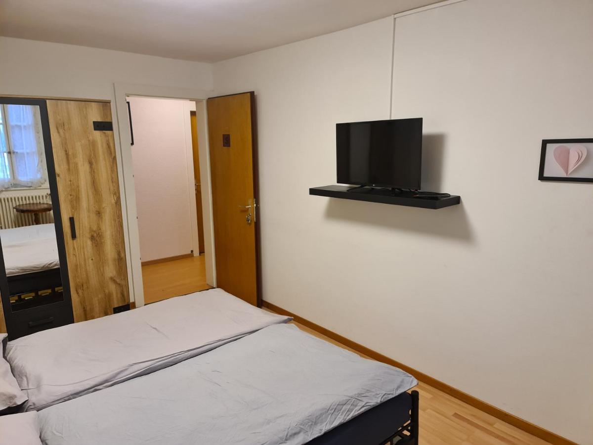 Auberge De Ballens Eksteriør billede