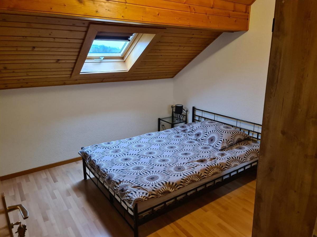 Auberge De Ballens Eksteriør billede