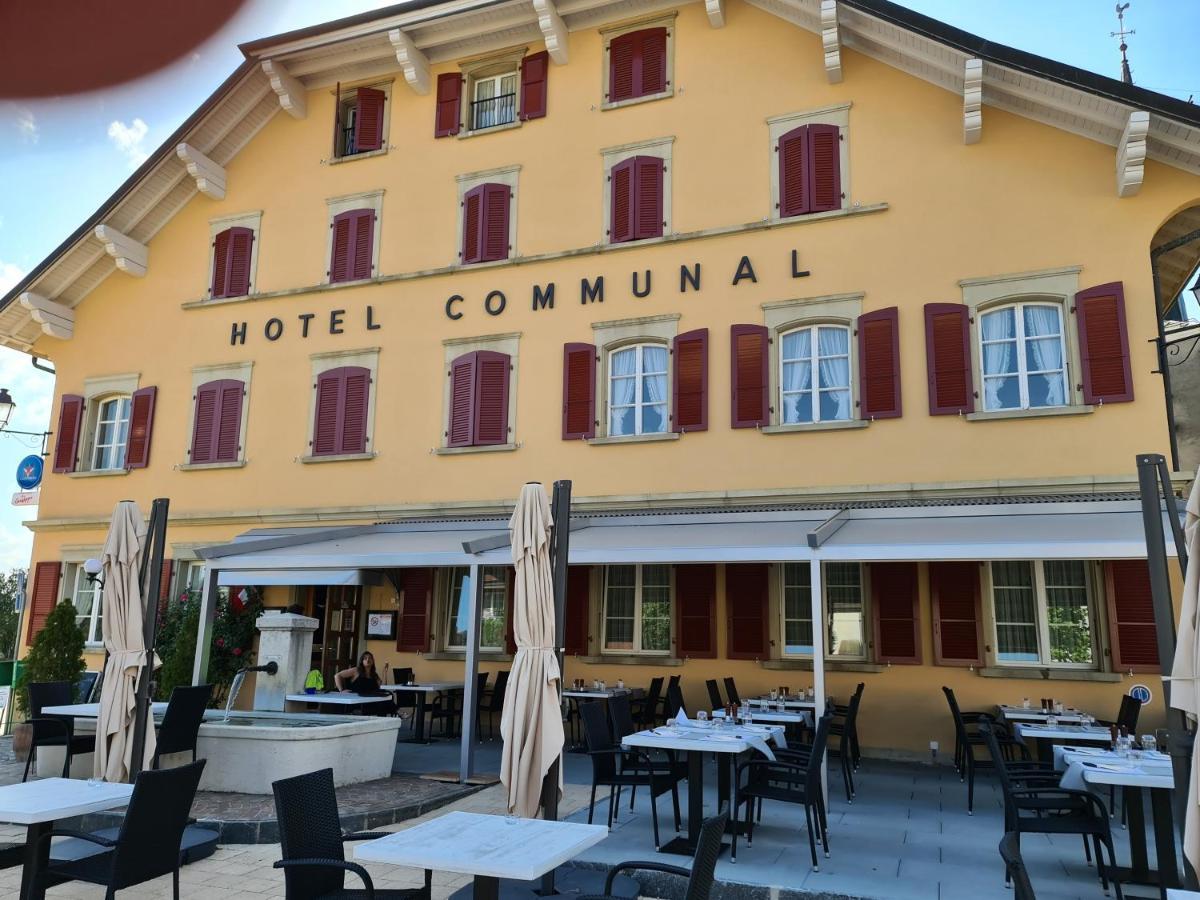 Auberge De Ballens Eksteriør billede