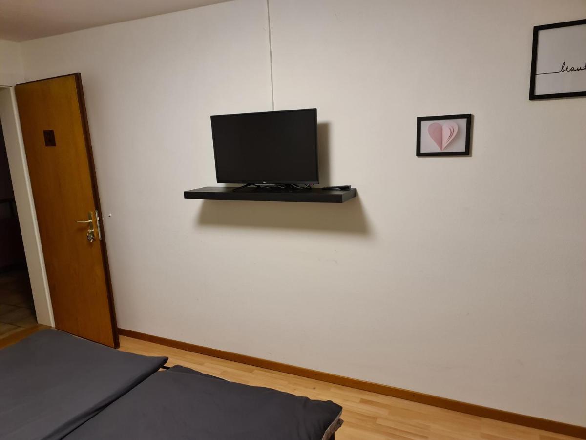 Auberge De Ballens Eksteriør billede